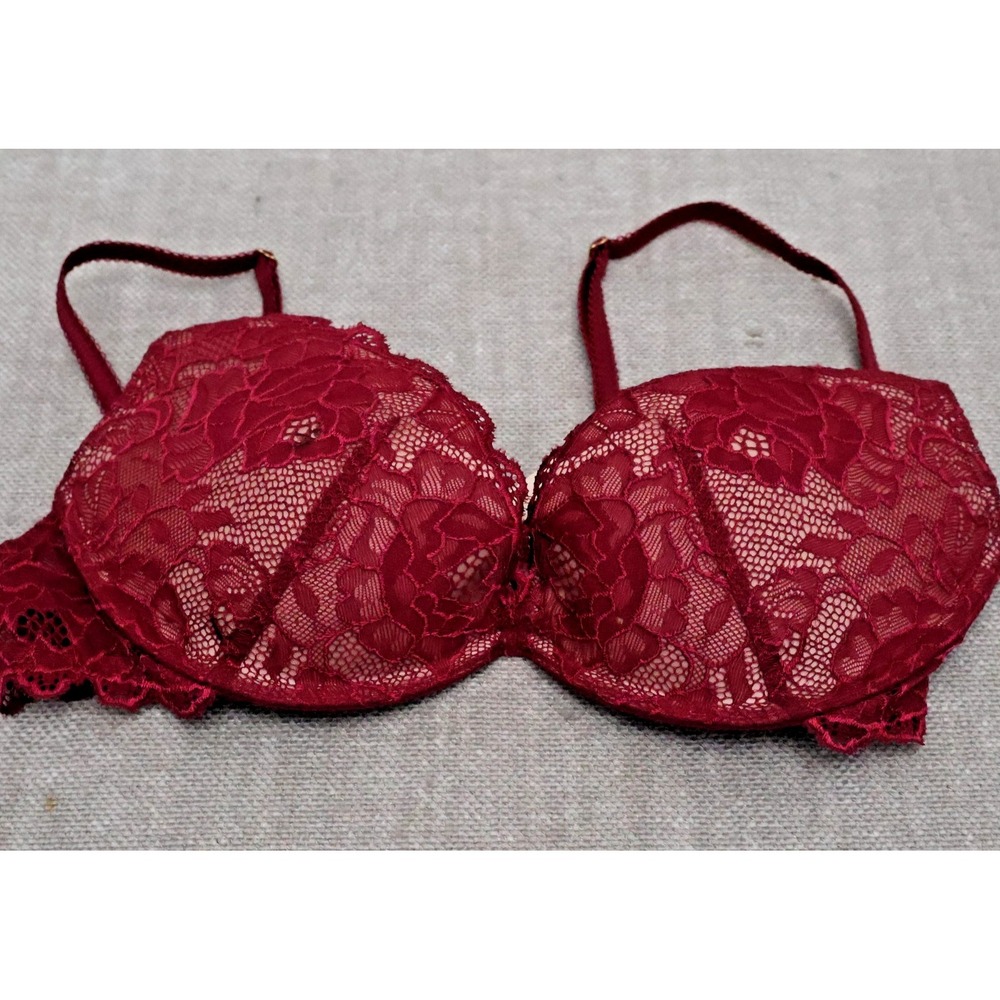 Victoria's Secret Very Sexy Bra Size 34B‎ Padded Push-Up Burgundy Lace